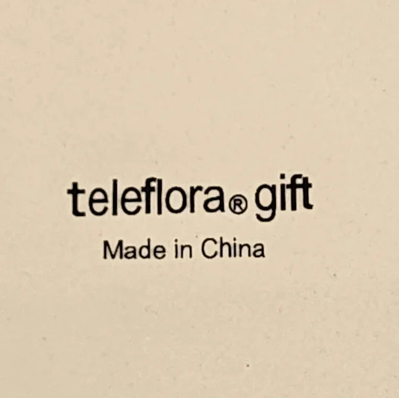 Teleflora charming Victorian roses cup and saucer display set - Picture 9 of 12